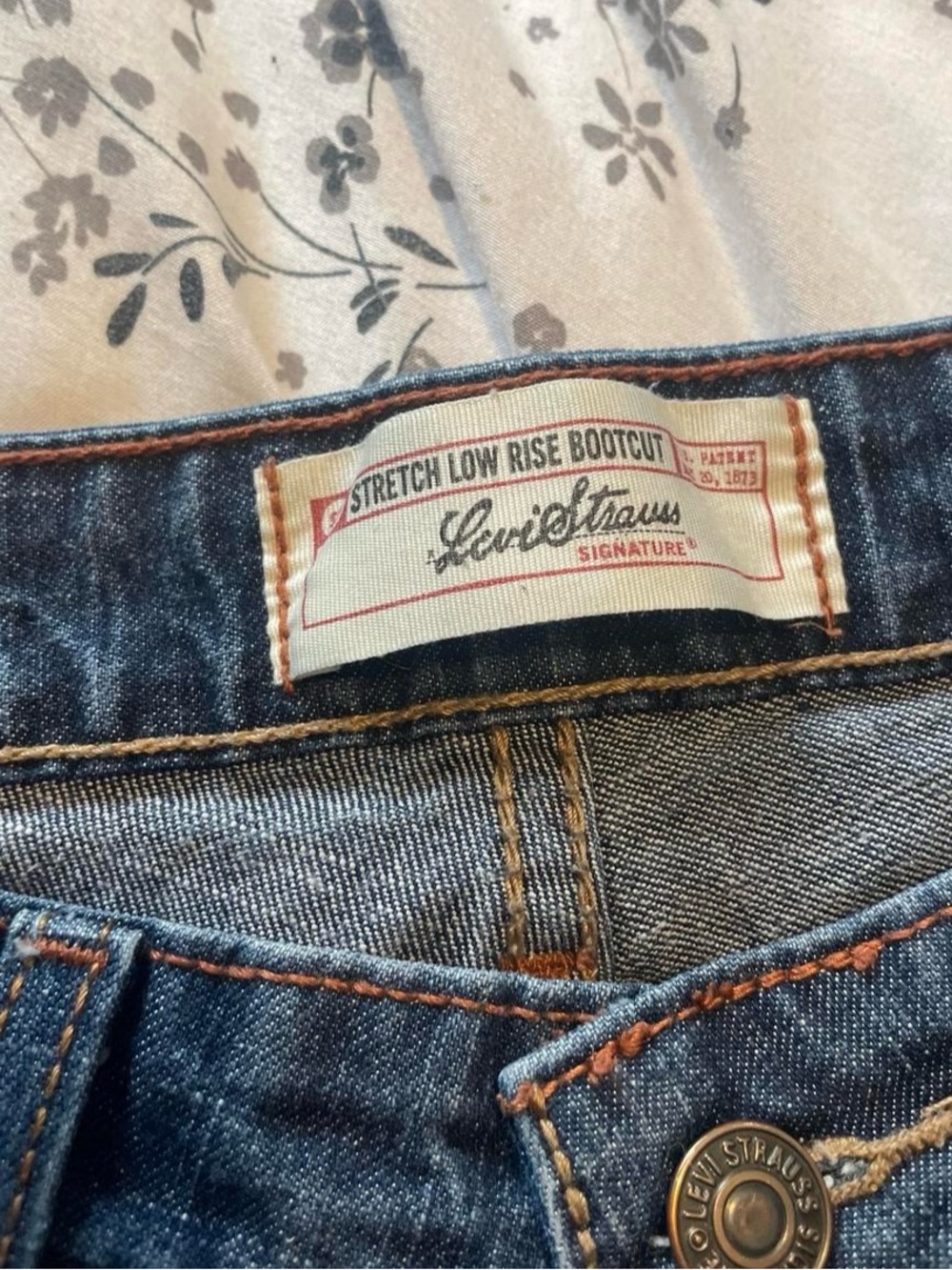 Levi's Dark Blue Stretch Low-Rise Bootcut Jeans